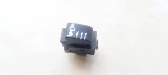 Toyota Corolla Verso AR10 Electric window control switch 848100f010