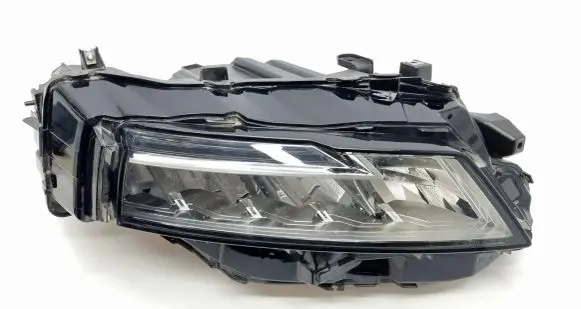 Nissan Rogue Headlight/headlamp 100088D033
