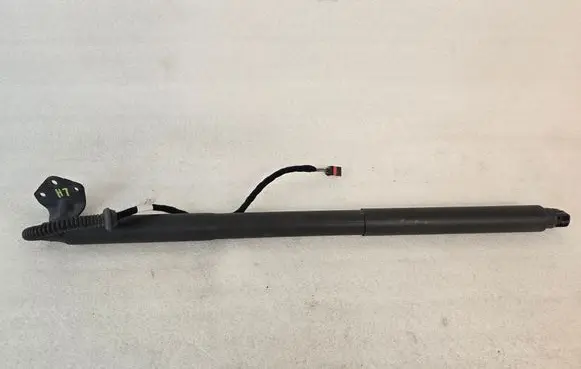 Porsche Cayenne (9Y0 9Y3) Tailgate/trunk strut/damper 9Y0827601
