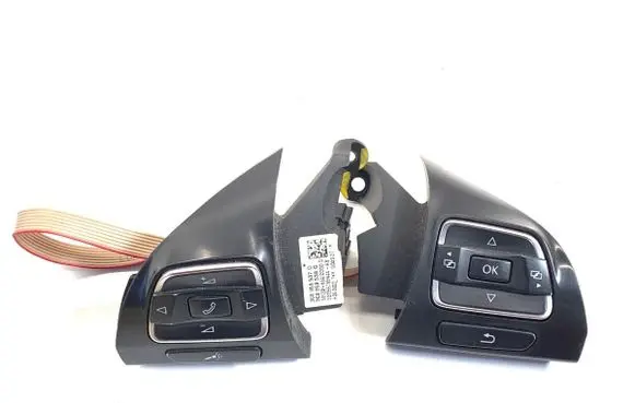 Volkswagen PASSAT B7 Steering wheel buttons/switches 3C8959537D