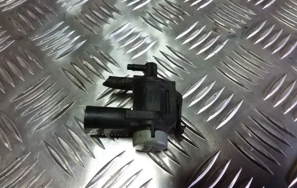 Ford Galaxy Turbo solenoid valve 1J0906283C