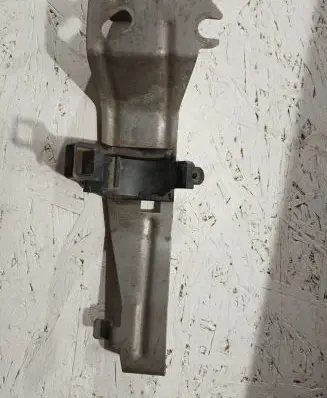 BMW M5 Fuel tank mounting bracket 2284293 704342000
