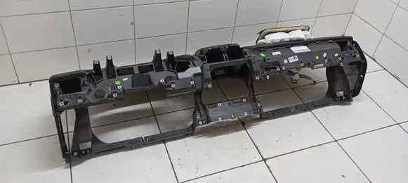 Porsche Cayenne (9PA) Dashboard 7L5857003P