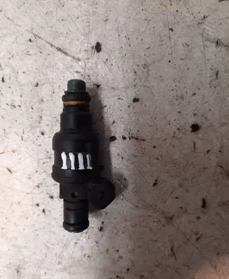 Audi A3 S3 8L Fuel injector 058133551