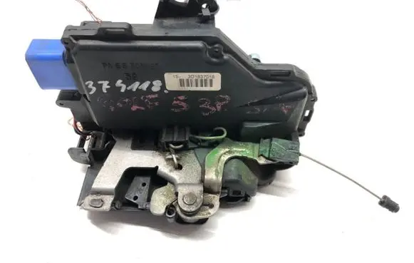 Seat Altea Front door lock 1P1837015