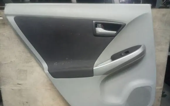 Toyota Prius (XW30) Rear door card panel trim
