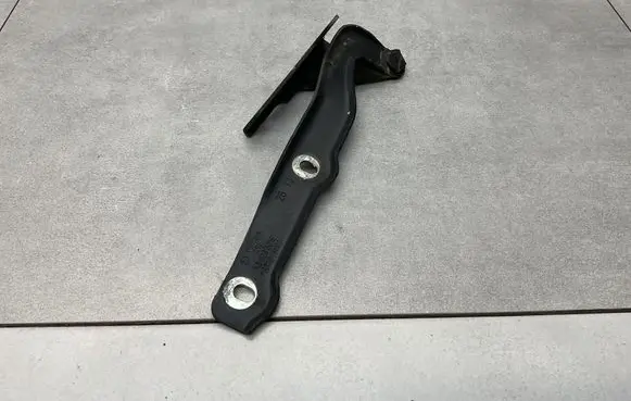 Volkswagen Scirocco Engine bonnet/hood hinges 1K8823301E