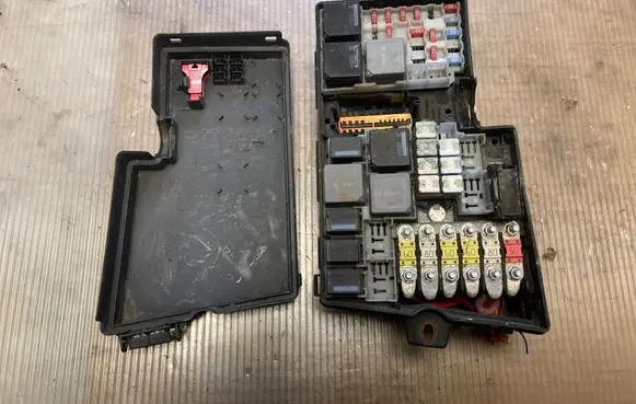 Ford Kuga I Fuse box set BP4K66767 8688039 318789120