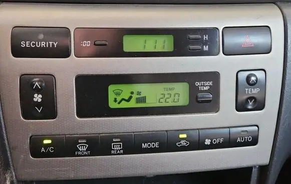 Toyota Corolla E120 E130 Climate control/heater control trim 5593013070 IMPRK1602335