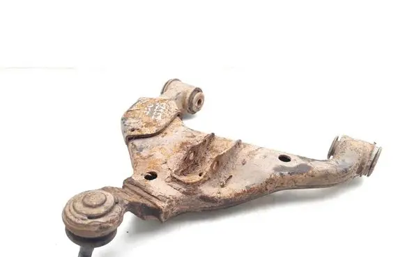 Toyota Hilux (AN10, AN20, AN30) Front upper control arm/wishbone 