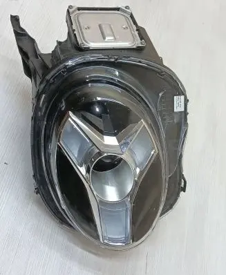 Nissan Juke I F15 Headlight/headlamp 260606PM0A 89913237