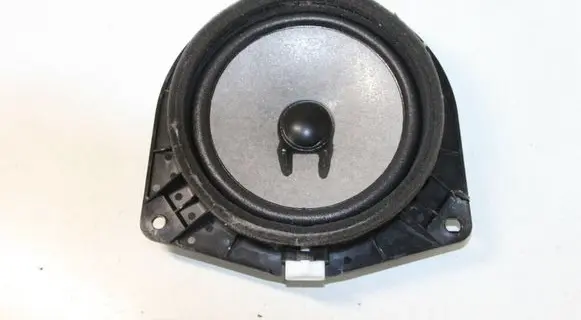 Toyota Corolla Verso E121 Rear door speaker 861600F030
