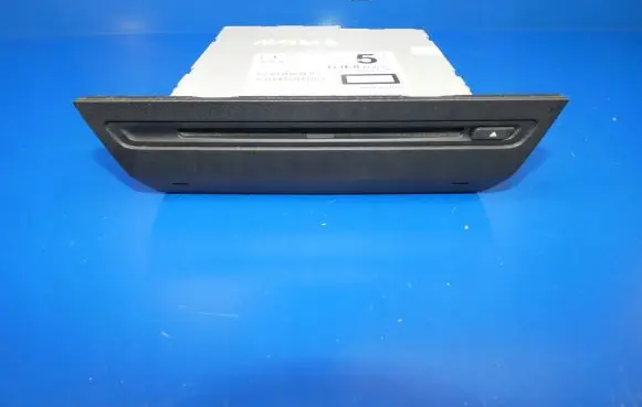 Mazda 3 II Navigation unit CD/DVD player BJE8669G0