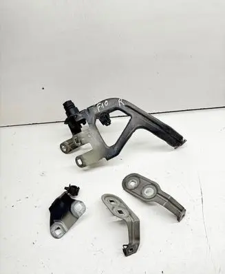 BMW 5 F10 F11 Fender mounting bracket 41357207210 7207210 41357207204
