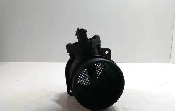 Volvo V70 Mass air flow meter 0280218088 8670115