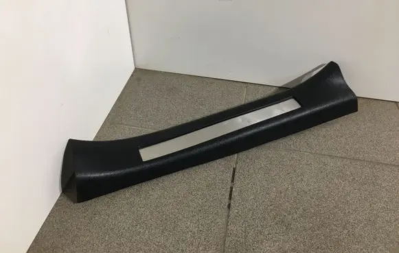 Lexus RX 450H Rear sill trim cover 6794048090