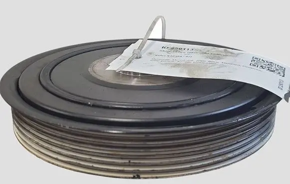 Volvo V50 Crankshaft pulley 504811110