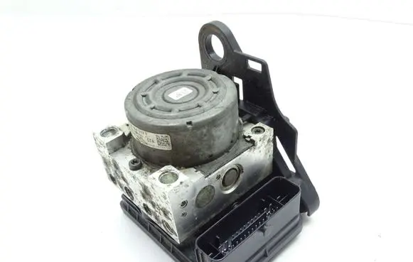 Volkswagen Golf VII ABS Pump 5Q0907379AA