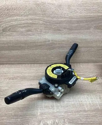 Mazda 6 Wiper turn signal indicator stalk/switch 17D253 17B122D GJ6G