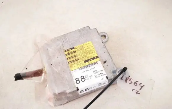 Toyota Avensis T250 Airbag control unit/module 208623106 208623-106