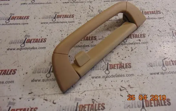 Mercedes-Benz S W220 Rear interior roof grab handle A2208100151