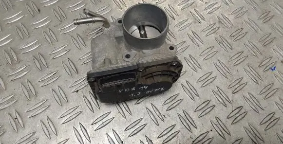 Toyota Yaris Throttle valve 2203047010