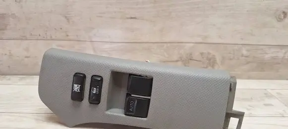 Toyota Yaris Electric window control switch 742320D110