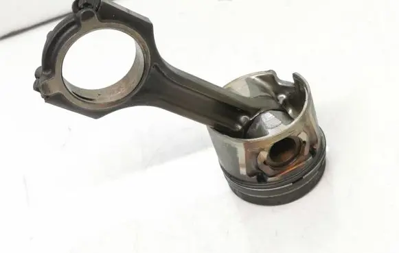Hyundai ix35 Piston with connecting rod PC37 A10617