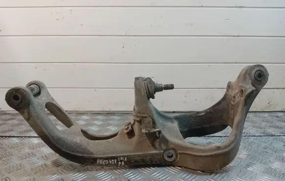 Peugeot 407 Front lower control arm/wishbone 9644552280G
