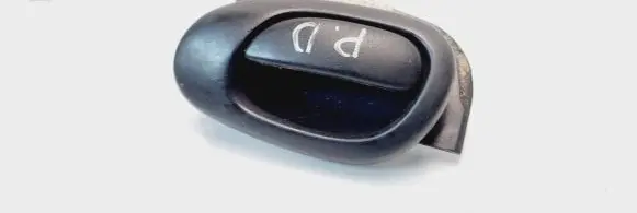 Peugeot 206 Front door interior handle 