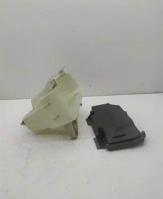 Mercedes-Benz C W205 Fuse box cover A2055400124 A2055400182