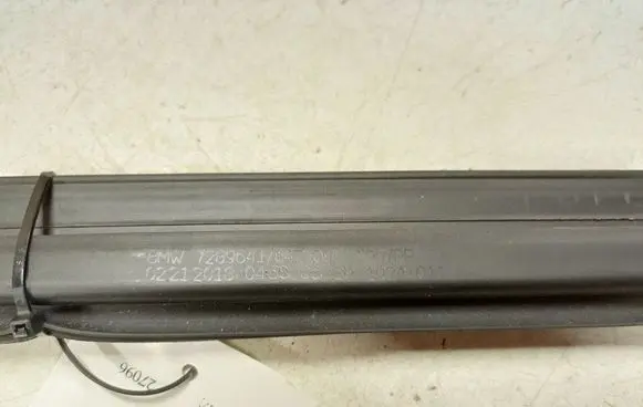 BMW X5 F15 Rear door window/glass frame 728964164209 7289641