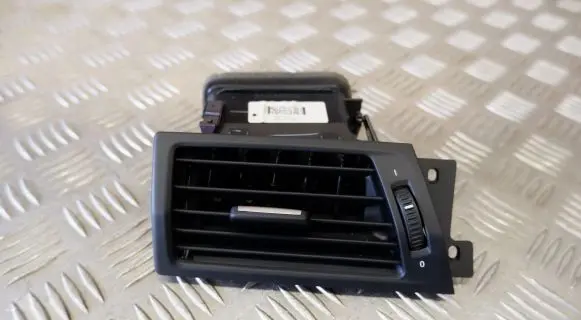 BMW X3 F25 Dashboard side air vent grill/cover trim 9217443