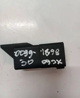 Glow plug pre-heat relay