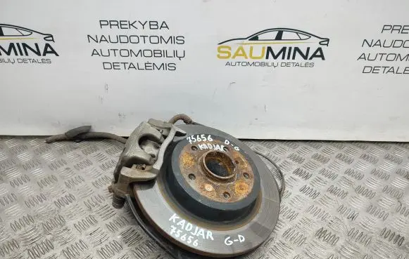 Rear wheel hub