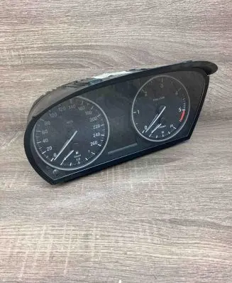 BMW X1 E84 Speedometer (instrument cluster) 4032150 9187344