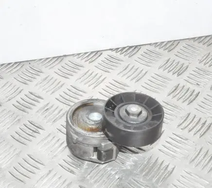 Ford Kuga I Other engine bay part