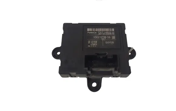 Ford Fiesta Door control unit/module 1002722908