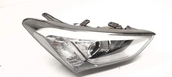 Hyundai Santa Fe Headlight/headlamp 