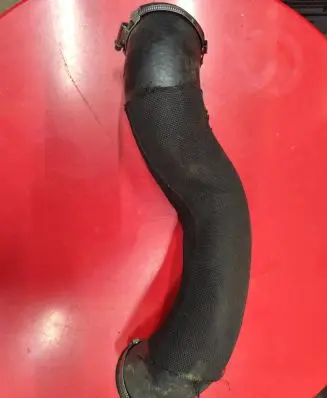 Mercedes-Benz C AMG W204 Intercooler hose/pipe A2045283182 13126834 L22357J1