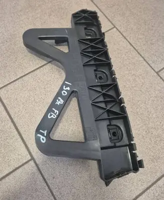 Hyundai i30 fastback Rear bumper mounting bracket 86614G4AA0