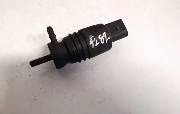 Audi A4 S4 B6 8E 8H Windscreen/windshield washer pump