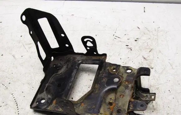 Honda CR-V Battery bracket 