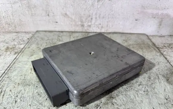 Ford Mondeo Mk III Engine control unit/module EGZBV1C059ZT 2S7A12A650AHC GCAD1X06
