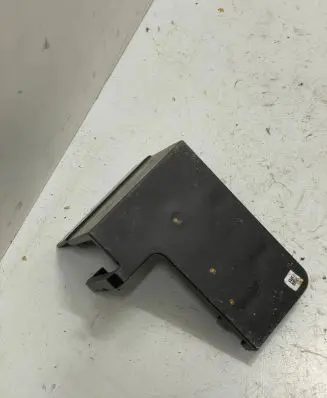 BMW 4 G22 G23 G24 G26 Battery box tray cover/lid 6844137 11392310