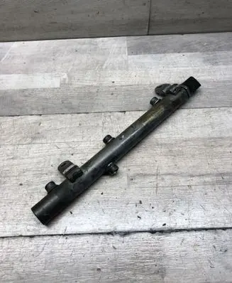 Mercedes-Benz R W251 Fuel main line pipe A6420702595 0714400906