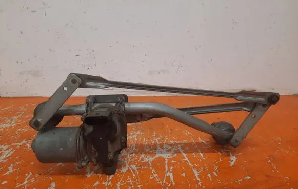Ford Fusion Front wiper linkage and motor 404745