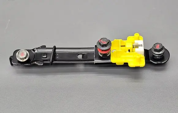 KIA Venga Seat belt adjustment rail SPFH590