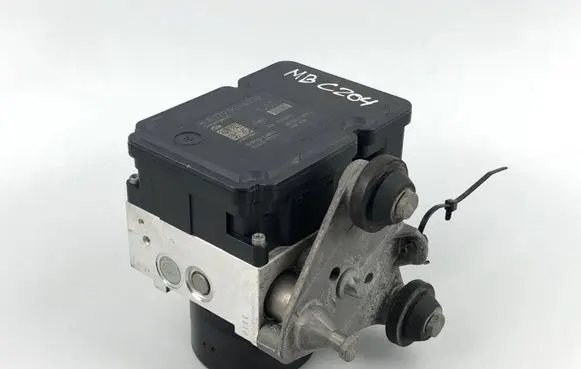 Mercedes-Benz C W204 ABS Pump A1729014100 10092623683 28526418193