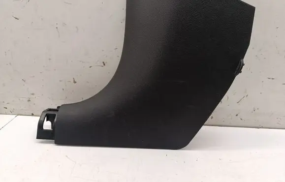 KIA Niro Front sill trim cover 85825G5900